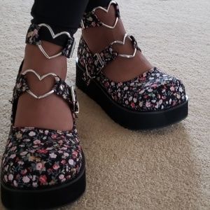 Floral Platforms